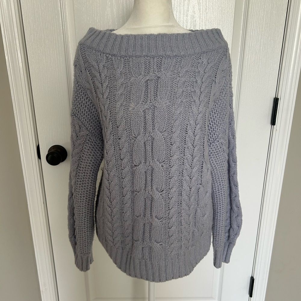 Military Hippie Women’s Lavender Cable Knit Cropped Sweater Estimated Size Large